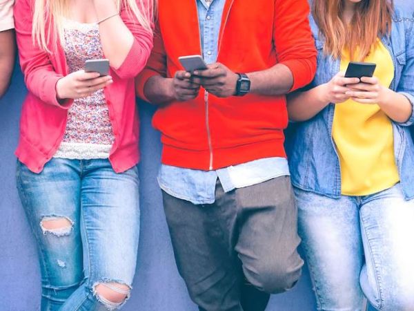 Trop d&rsquo;écrans pour le quart des jeunes&nbsp;Québécois